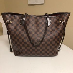 Louis Vuitton neverfull handbag